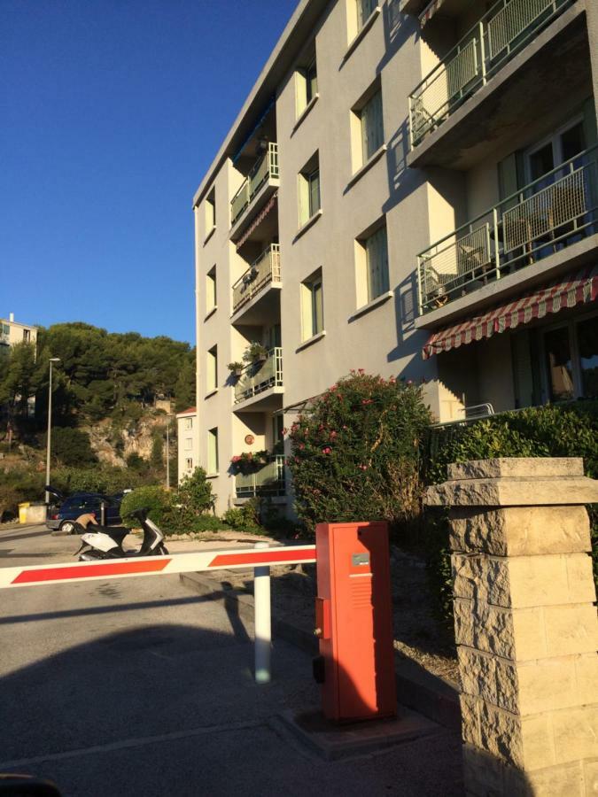 Centre * Cassis